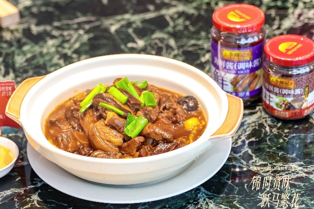 桌子上有碗食物和飲料AI 生成的內(nèi)容可能不正確。